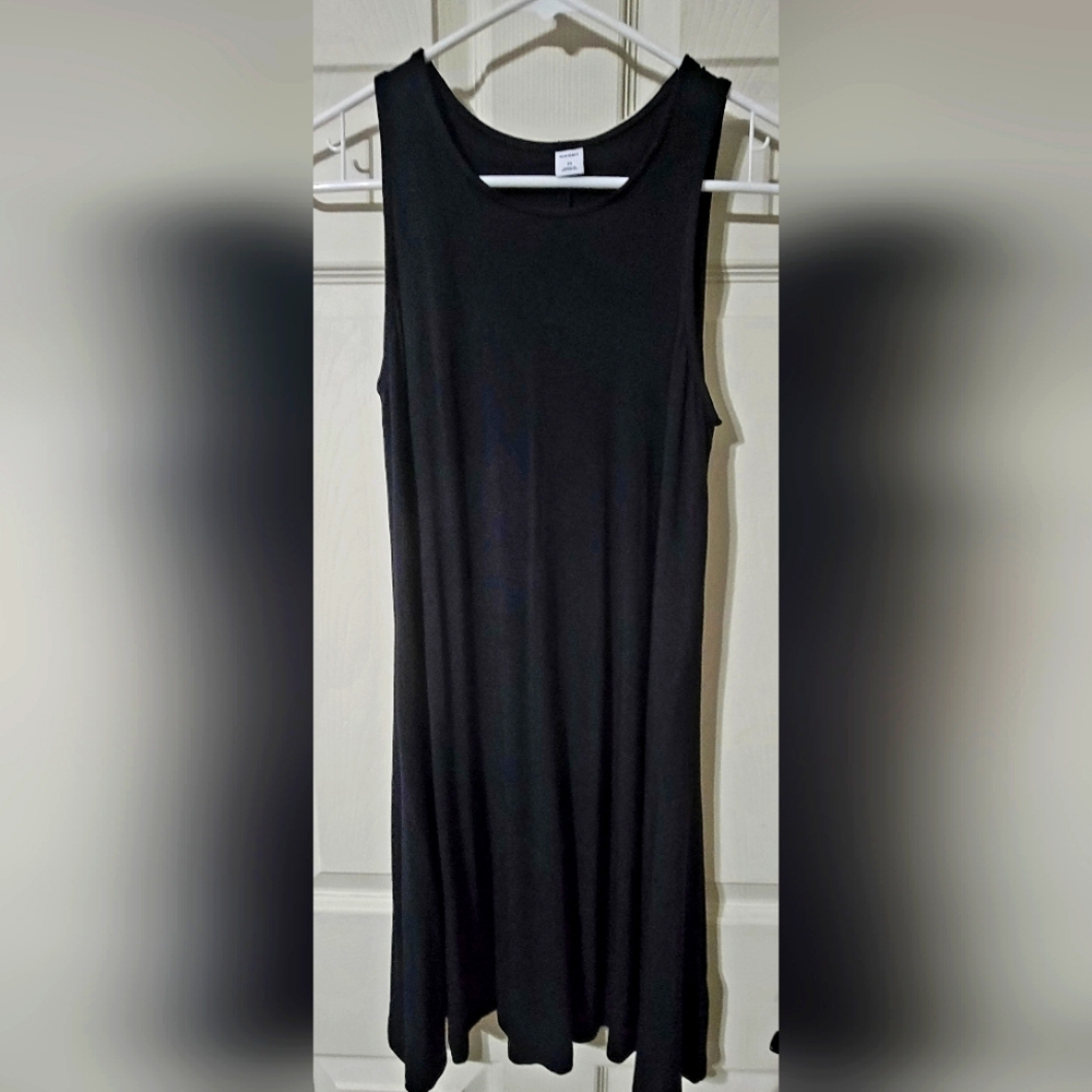 Old Navy Classic Black Dress